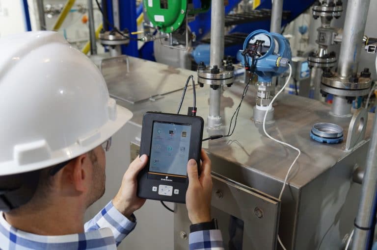 NEW MOBILE APP FOR CONFIGURING RADAR LEVEL TRANSMITTERS