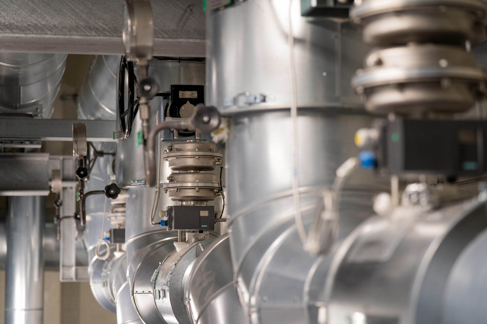 MAN Reduces CO2 Emissions Through District Heating: Energy Supplier N-ERGIE Relies on Schubert & Salzer Valves