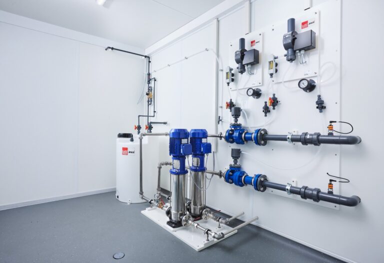Containerized water treatment and disinfection plant by Lutz-Jesco for decentralized water supply