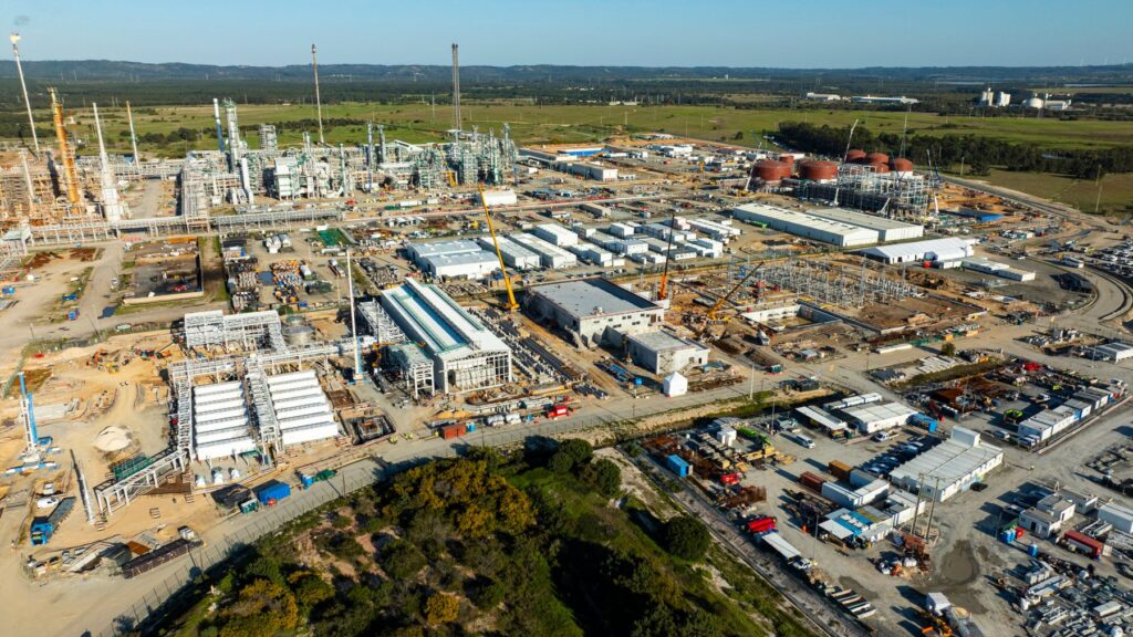 Aerial view of the 100 MW renewable hydrogen plant under construction in Sines, Portugal