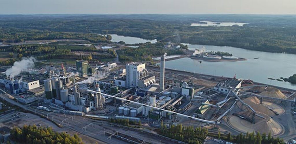 Pulp and paper mill served by Valmet automation solutions